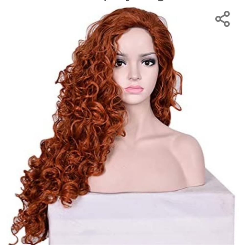 Big beautiful curly wig. 100% synthetic hair
